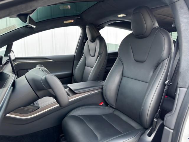 Photo of 2024 Pearl White Multi-Coat Tesla Model X