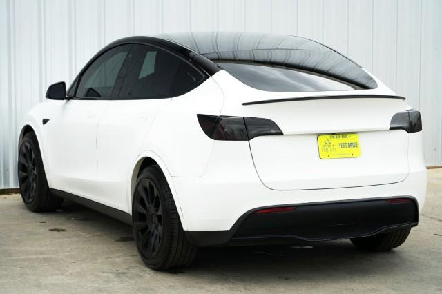 Photo of 2020 Pearl White Multi-Coat Tesla Model Y
