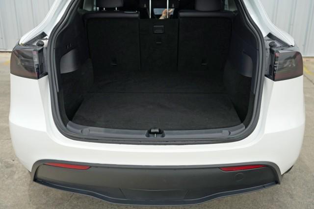 Photo of 2020 Pearl White Multi-Coat Tesla Model Y