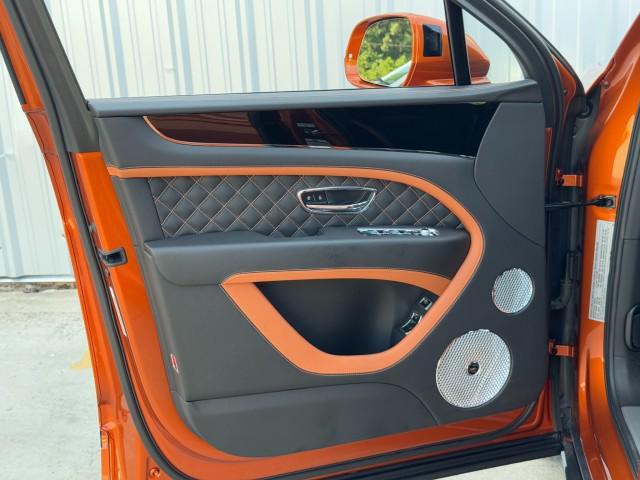 Photo of 2021 Orange Flame Bentley Bentayga