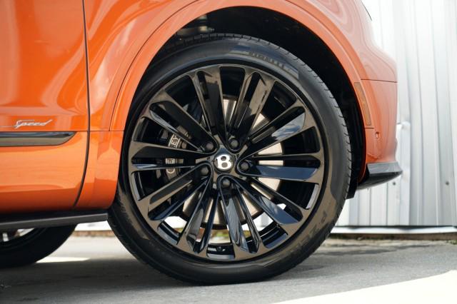 Photo of 2021 Orange Flame Bentley Bentayga