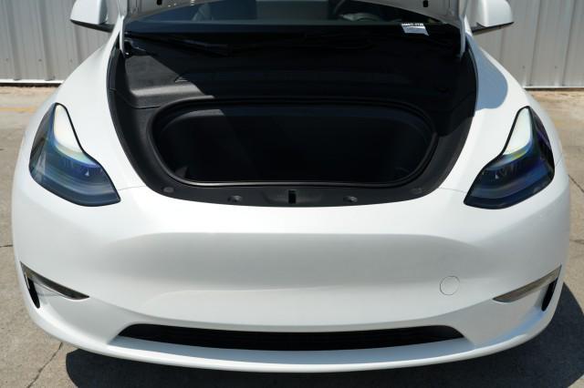 Photo of 2025 Pearl White Multi-Coat Tesla Model Y