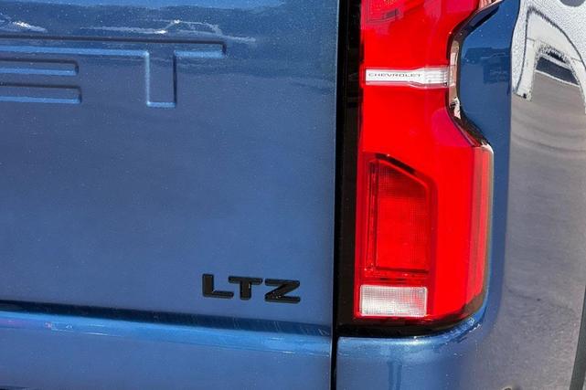 Photo of 2026 Lakeshore Blue Metallic Chevrolet Silverado 2500