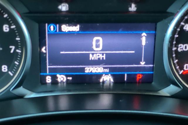 Photo of 2023 Summit White GMC Terrain