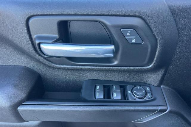 Photo of 2023 Summit White Chevrolet Silverado 2500