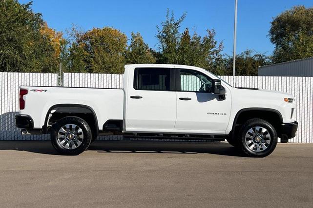 Photo of 2023 Summit White Chevrolet Silverado 2500