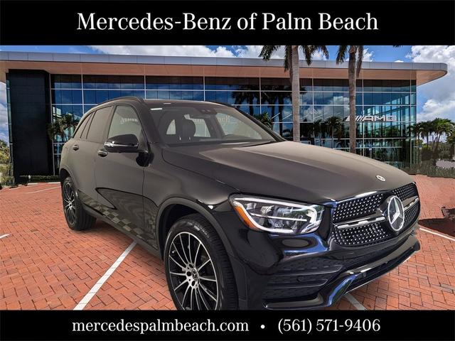 Photo of 2022 Black Mercedes-Benz GLC 300