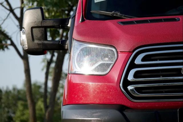 Photo of 2017 Red Ford Transit-150