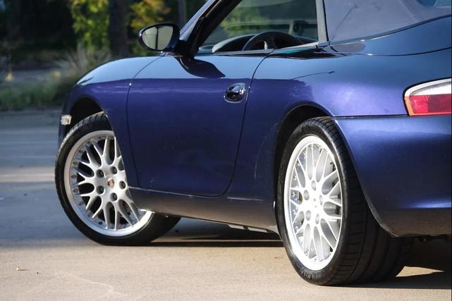 Photo of 2004  Porsche 911