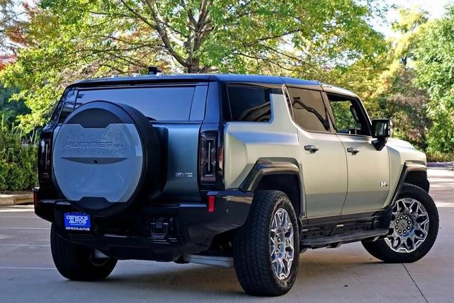Photo of 2024 Green GMC HUMMER EV SUV