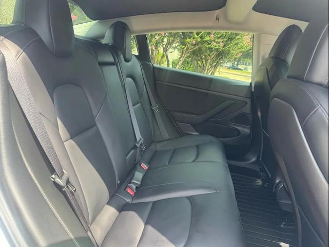 Photo of 2020  Tesla Model 3