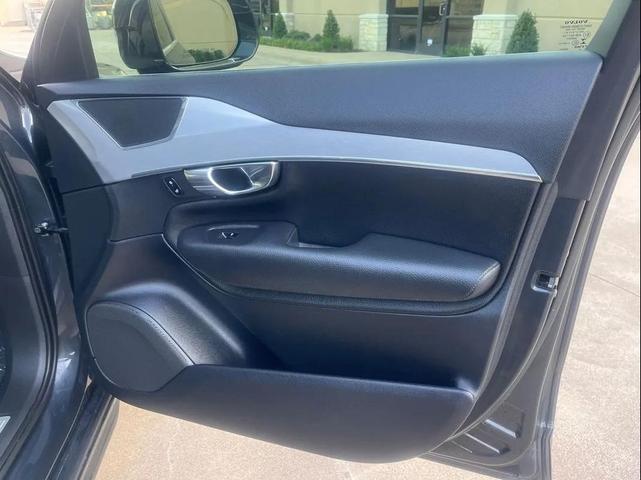 Photo of 2017 Gray Volvo XC90