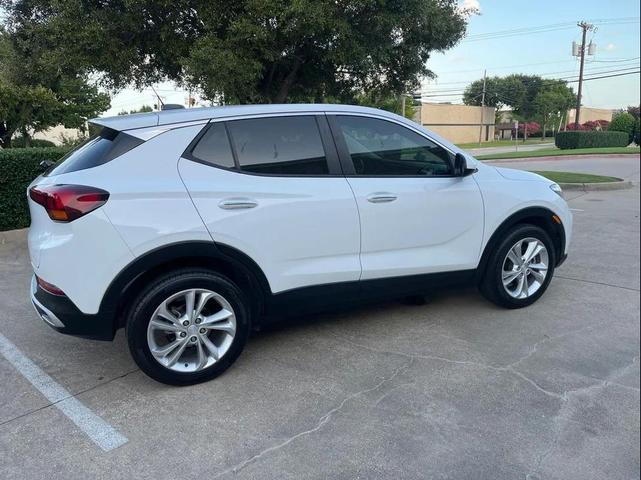 Photo of 2021 White Buick Encore GX