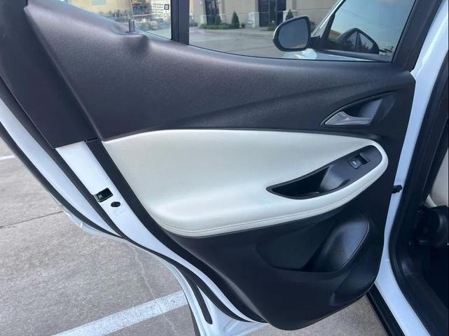 Photo of 2021 White Buick Encore GX