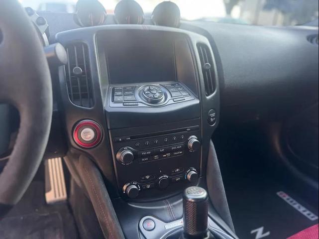 Photo of 2018 White Nissan 370Z