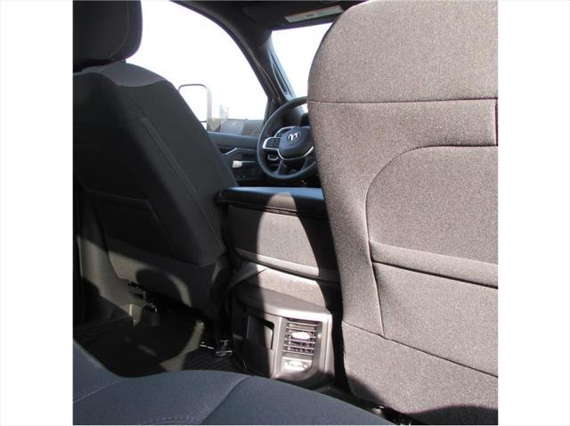 Photo of 2022 White RAM 2500
