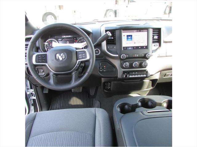Photo of 2022 White RAM 2500
