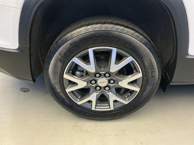 Photo of 2023 Summit White GMC Acadia