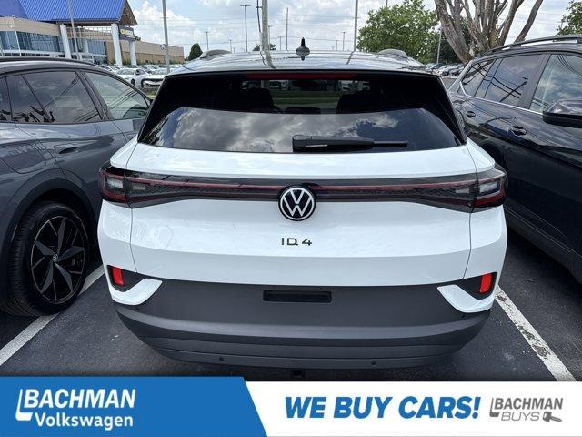 Photo of 2025 Opal White Pearl W / Black Roof Volkswagen ID.4