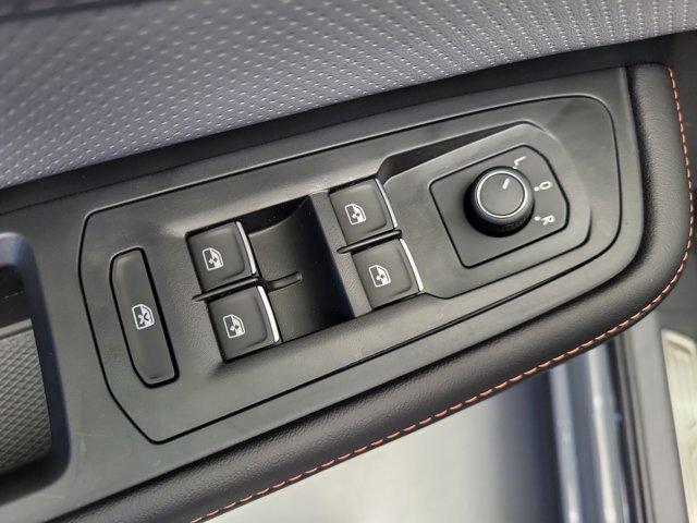 Photo of 2025 Pure Gray Volkswagen Atlas