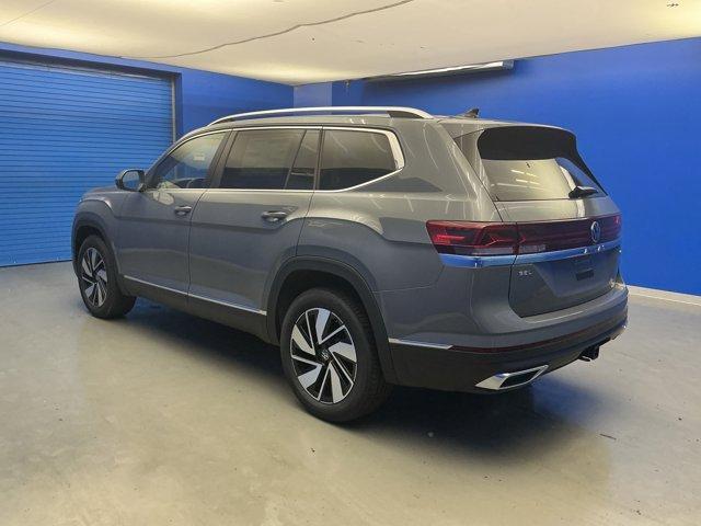 Photo of 2025 Pure Gray Volkswagen Atlas