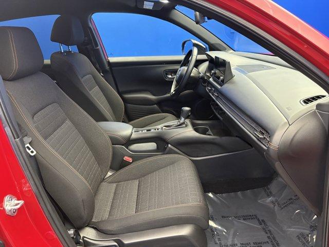 Photo of 2025 Milano Red Honda HR-V
