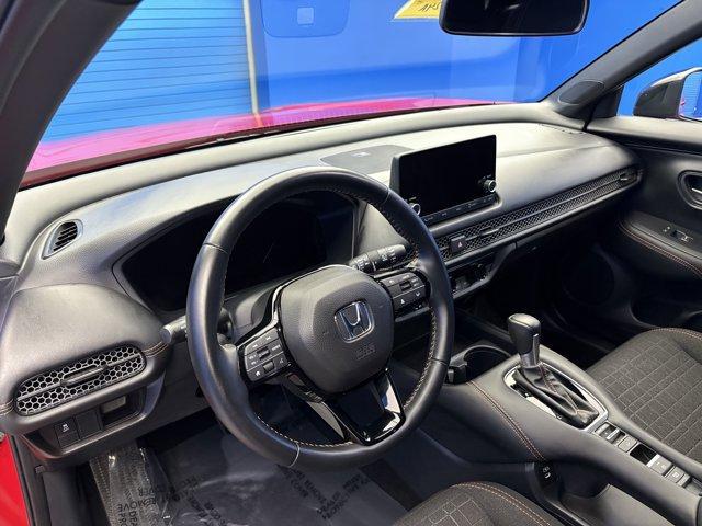 Photo of 2025 Milano Red Honda HR-V