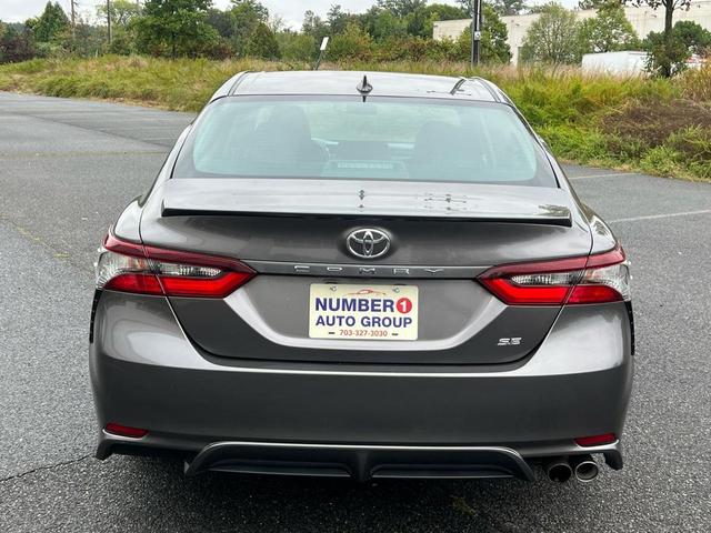 Photo of 2021 Predawn Gray Mica Toyota Camry