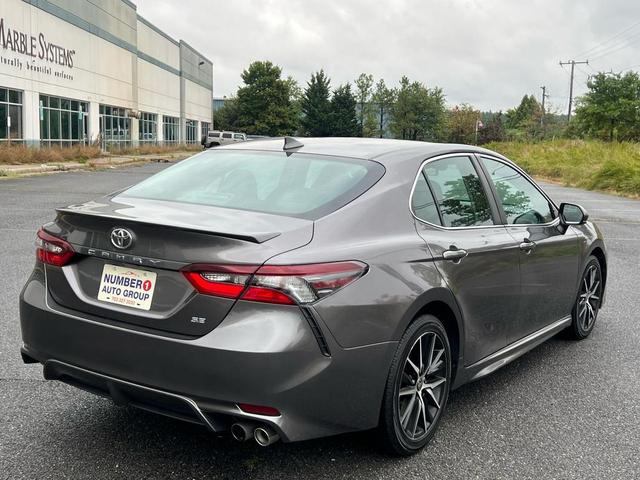 Photo of 2021 Predawn Gray Mica Toyota Camry