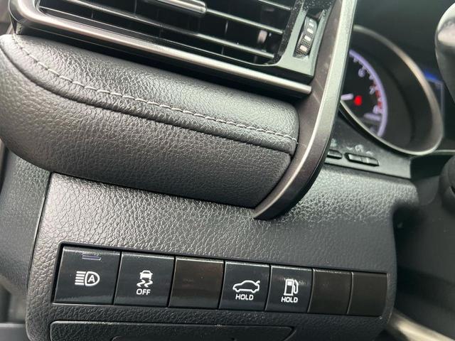 Photo of 2021 Predawn Gray Mica Toyota Camry