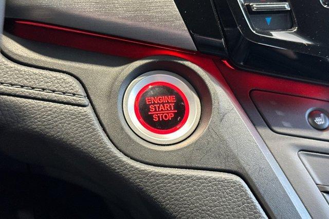 Photo of 2023 White Honda Odyssey