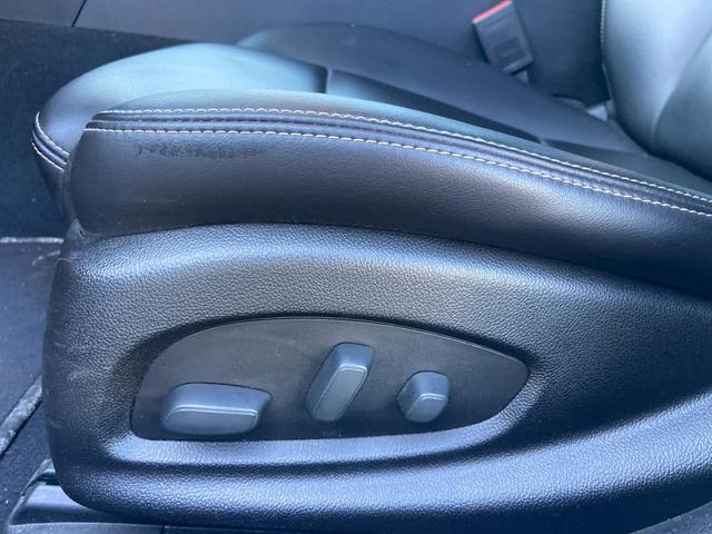 Photo of 2018 Crystal White Tricoat Cadillac ATS