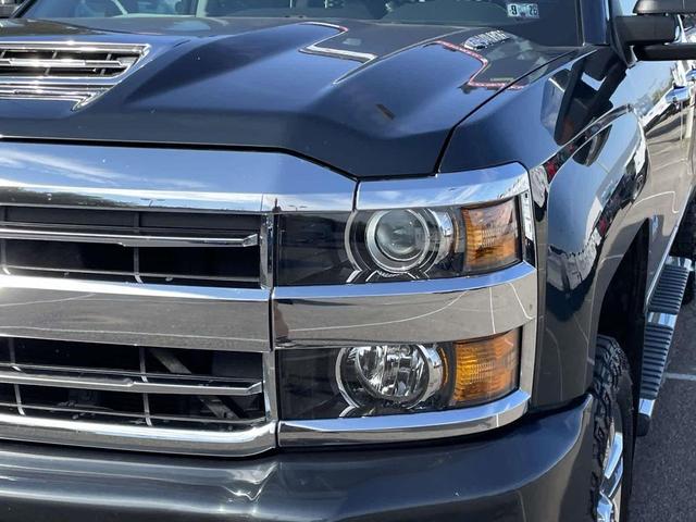 Photo of 2019 Graphite Metallic Chevrolet Silverado 2500
