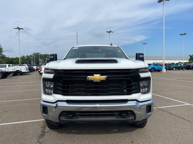Photo of 2025 Summit White Chevrolet Silverado 3500