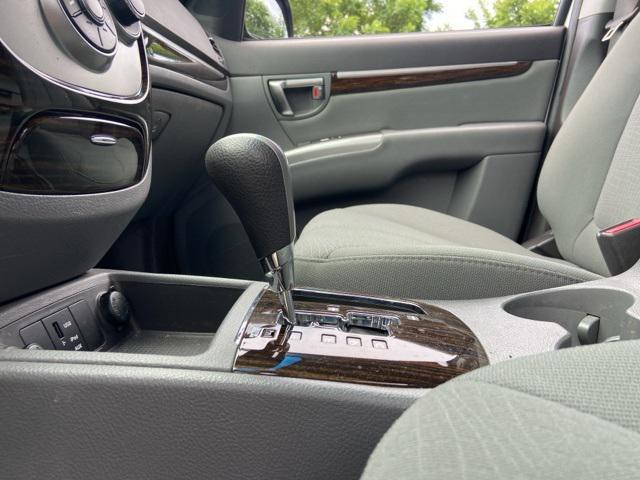Photo of 2011 Moonstone Silver Hyundai SANTA FE