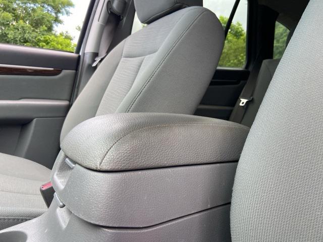 Photo of 2011 Moonstone Silver Hyundai SANTA FE