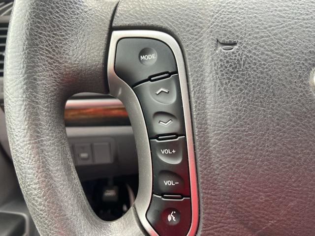 Photo of 2011 Moonstone Silver Hyundai SANTA FE