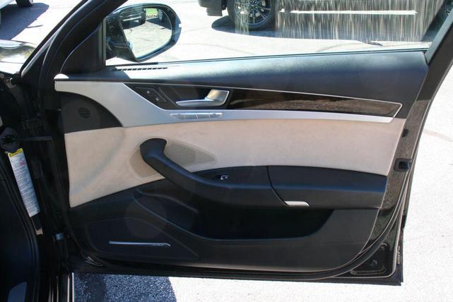 Photo of 2011 Black Audi A8