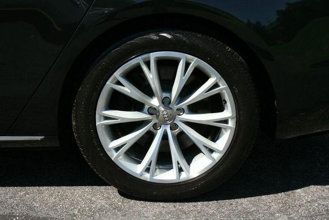 Photo of 2011 Black Audi A8