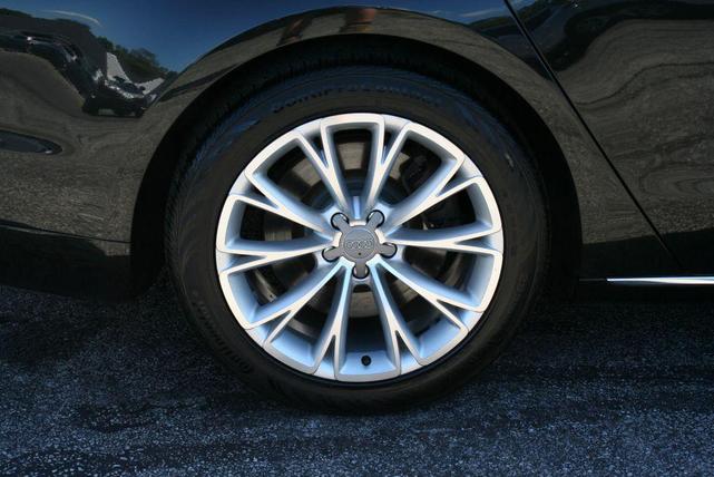 Photo of 2011 Black Audi A8