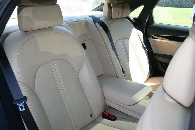 Photo of 2011 Black Audi A8