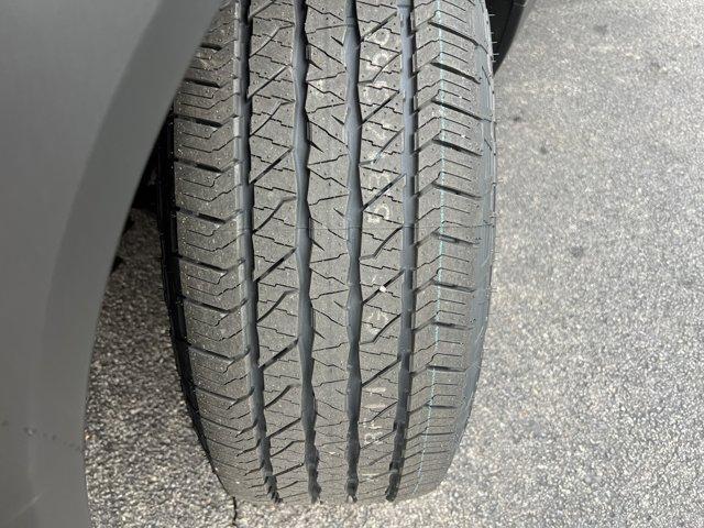 Photo of 2025 Sterling Gray Metallic Chevrolet Trailblazer