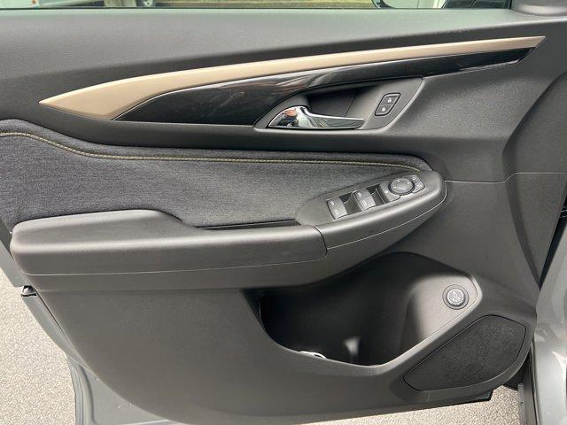 Photo of 2025 Sterling Gray Metallic Chevrolet Trailblazer