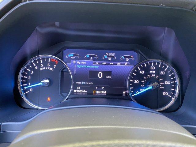 Photo of 2019 White Platinum Metallic Tri-Coat Ford Expedition