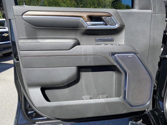 Photo of 2024 Black Chevrolet Silverado 1500