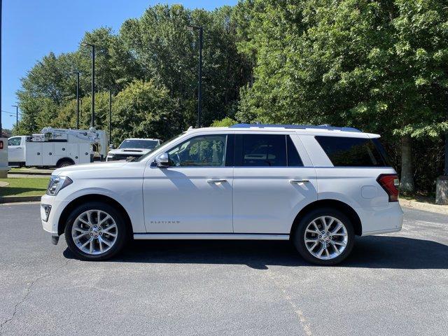 Photo of 2019 White Platinum Metallic Tri-Coat Ford Expedition