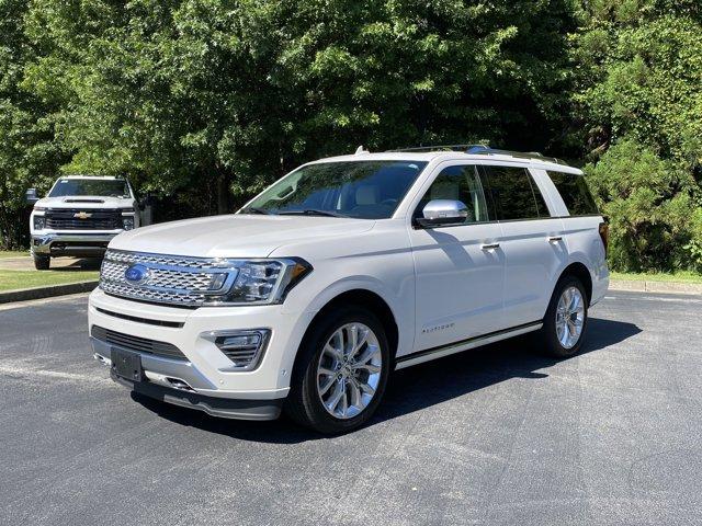 Photo of 2019 White Platinum Metallic Tri-Coat Ford Expedition