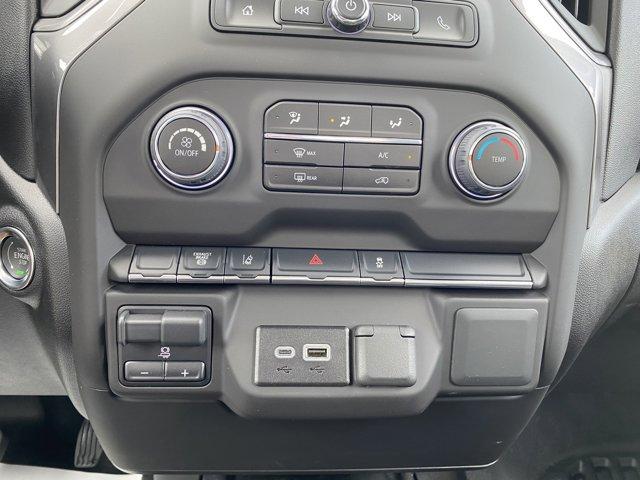 Photo of 2025 Summit White Chevrolet Silverado 3500