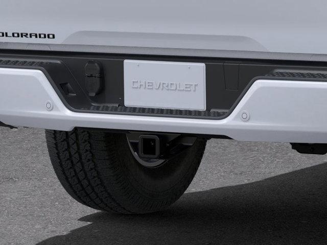 Photo of 2025 Summit White Chevrolet Colorado