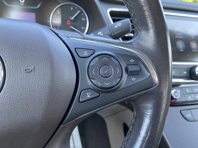 Photo of 2017 White Frost Tricoat Buick LaCrosse